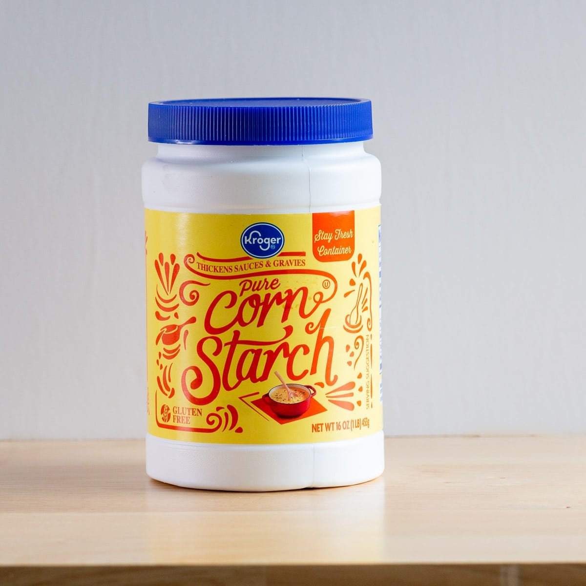 Cornstarch on a wooden table
